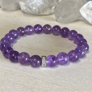 Gorgeous Amethyst Gemstone Stretch Bracelet